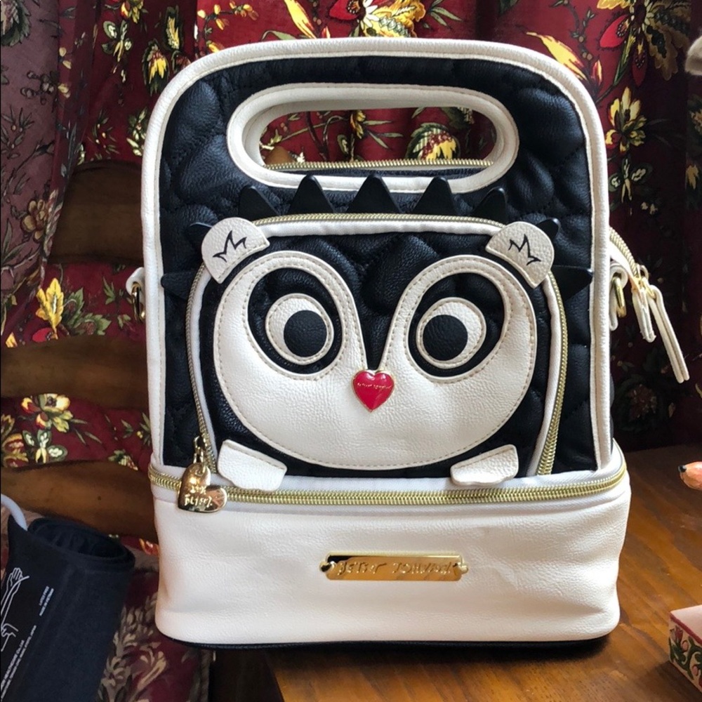 Betsey Johnson insulated lunch box.